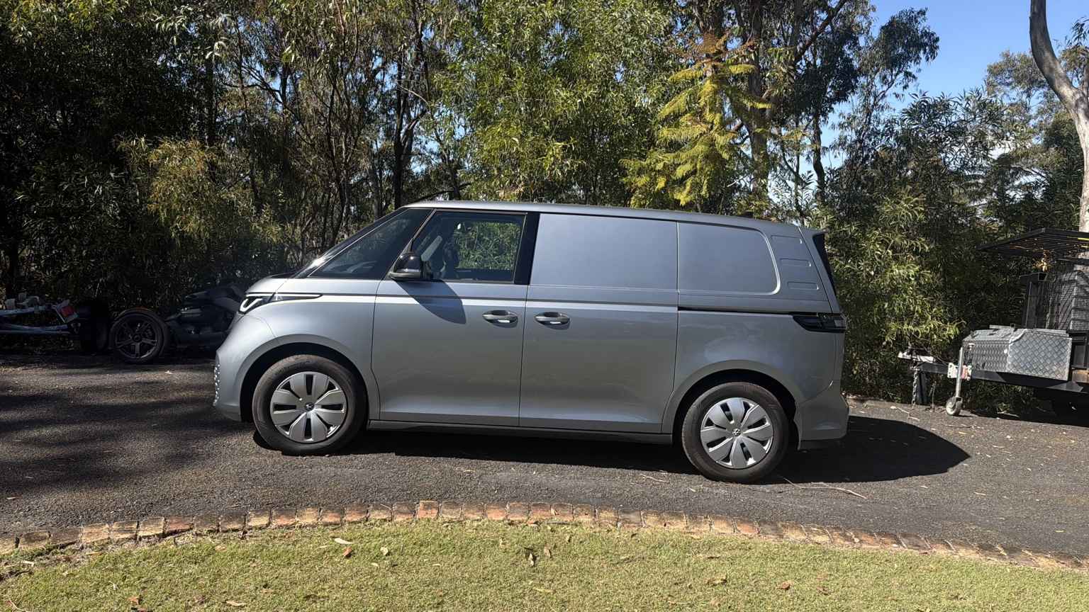 GC-E Campers Arundel workshop exterior
